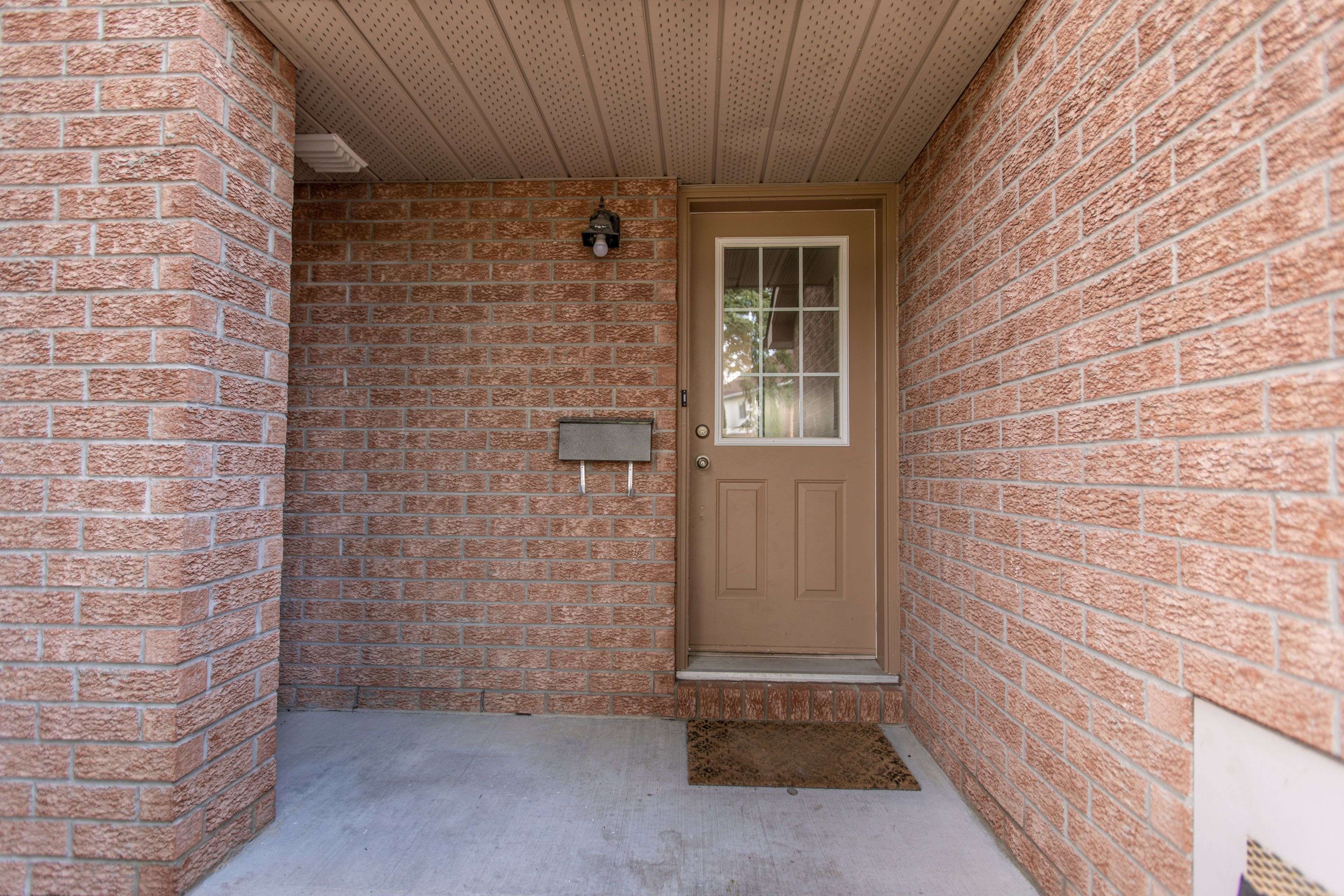 Orleans - Cumberland And Area, ON K4A 4E8,550 Renaissance DR
