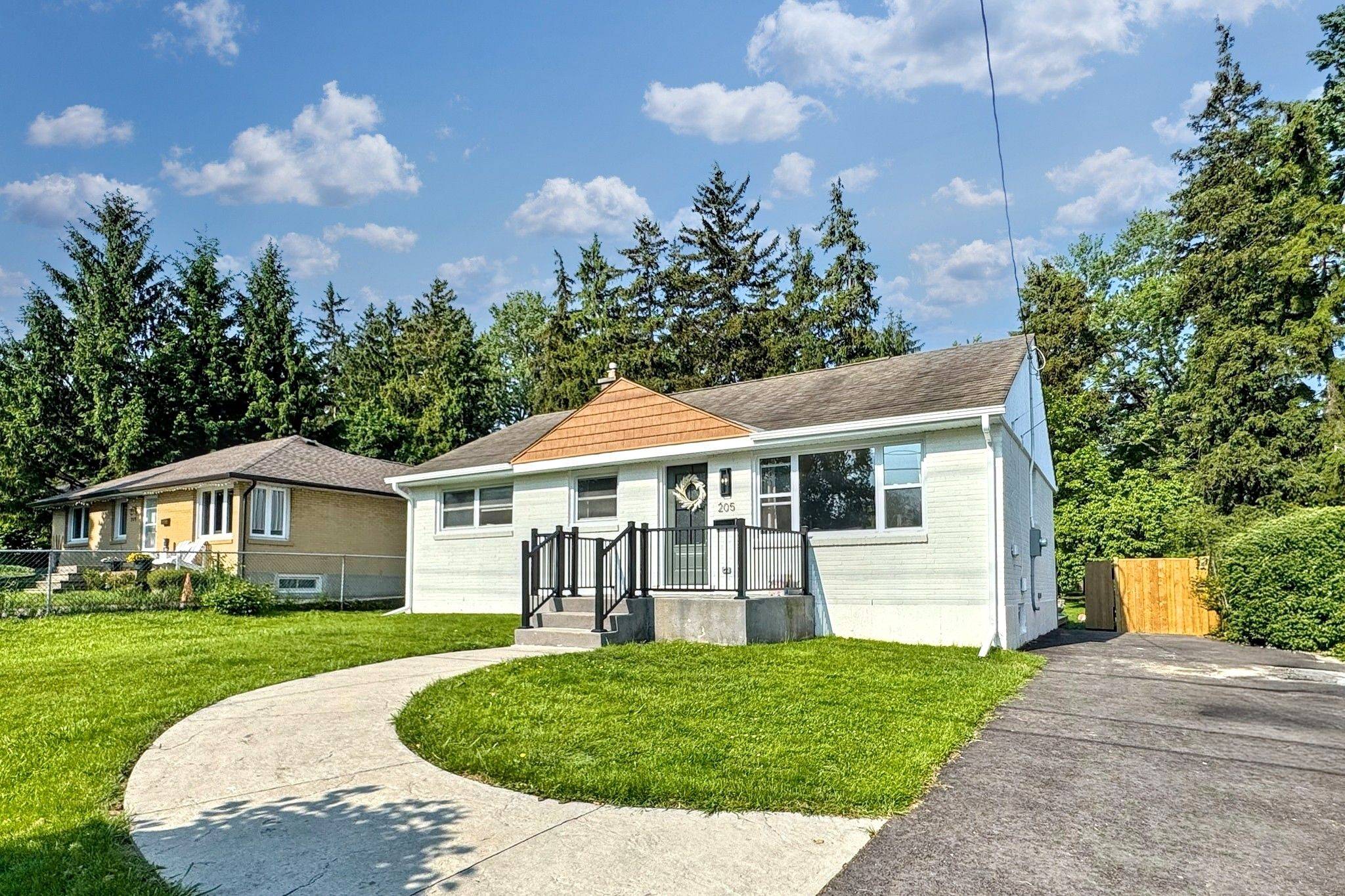 205 Trowbridge AVE #Upper, London South, ON N6J 3M2