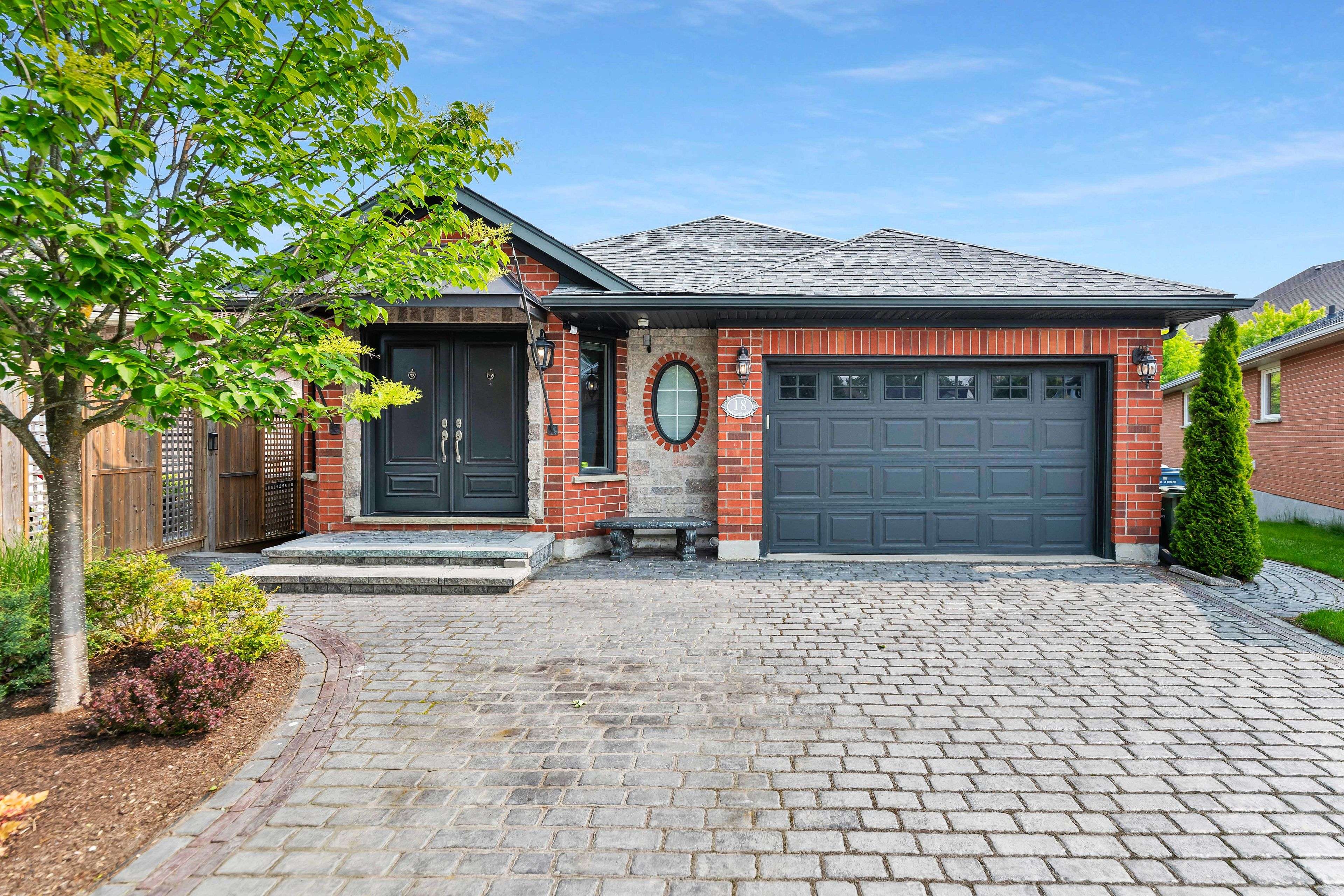 18 Whitetail CT, Guelph, ON N1L 1H6
