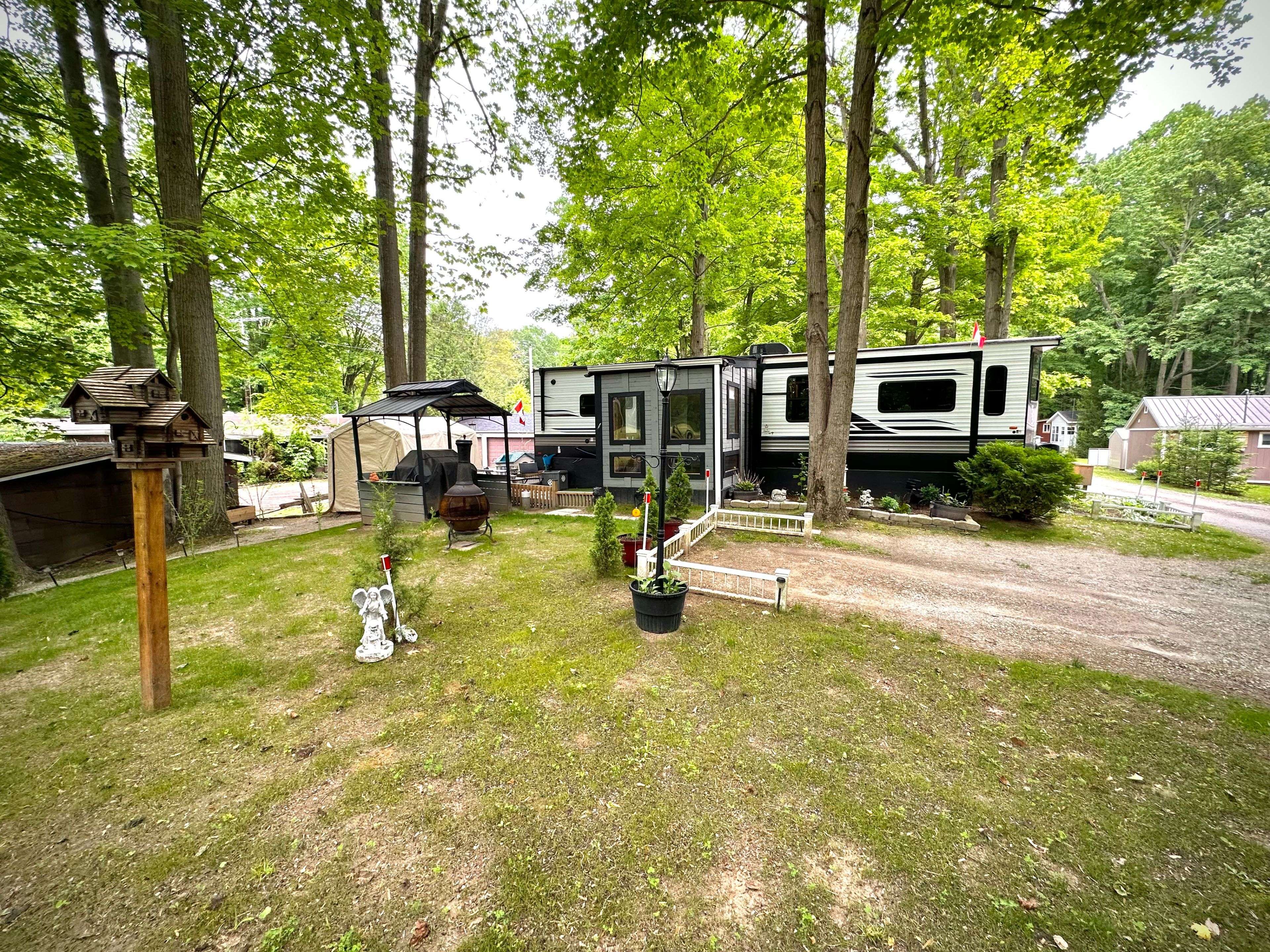 Haldimand, ON N0A 1K0,334 Rattlesnake RD #53