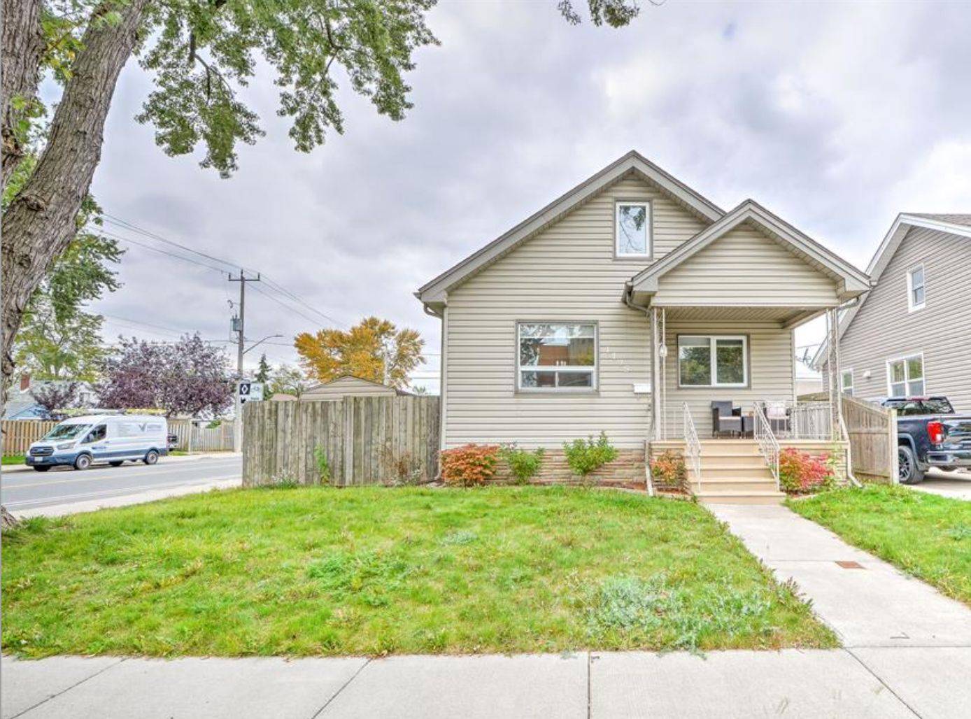 Windsor, ON N8Y 3Y8,1495 Arthur RD