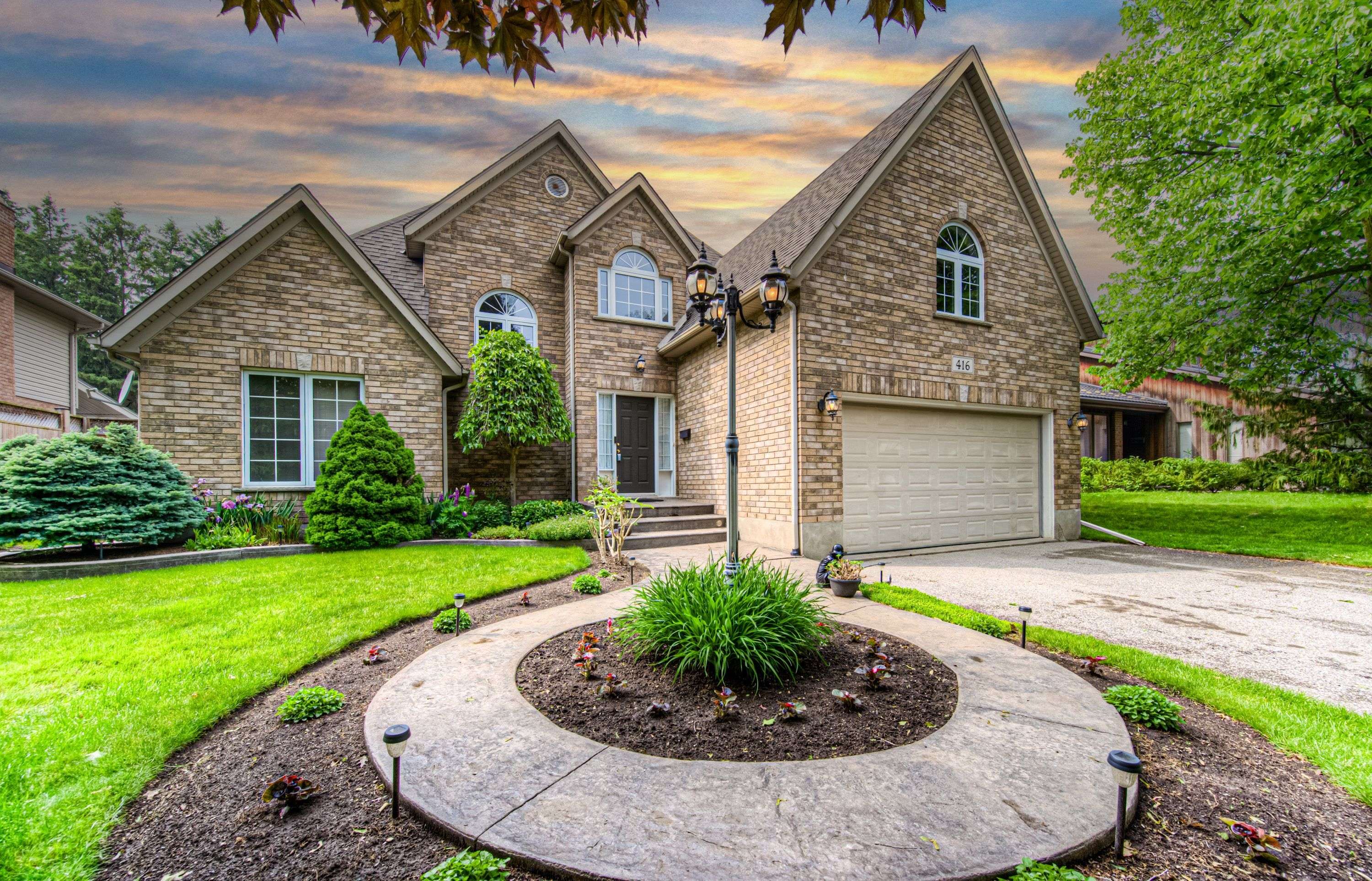 416 Forestlawn RD, Waterloo, ON N2K 2J6