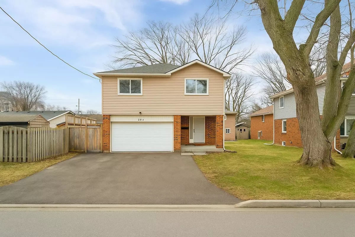 Burlington, ON L7T 2V3,512 Mary ST
