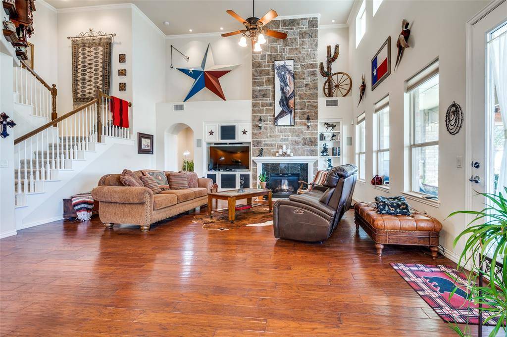Denton, TX 76207,8912 Landmark Lane