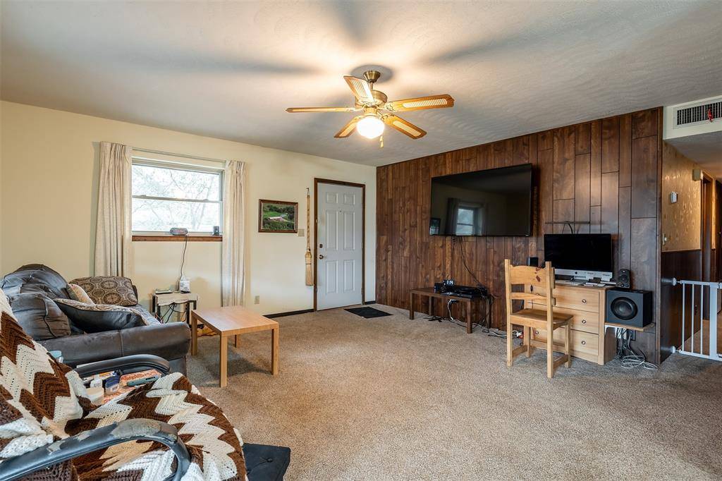 Chandler, TX 75758,21360 Southwind