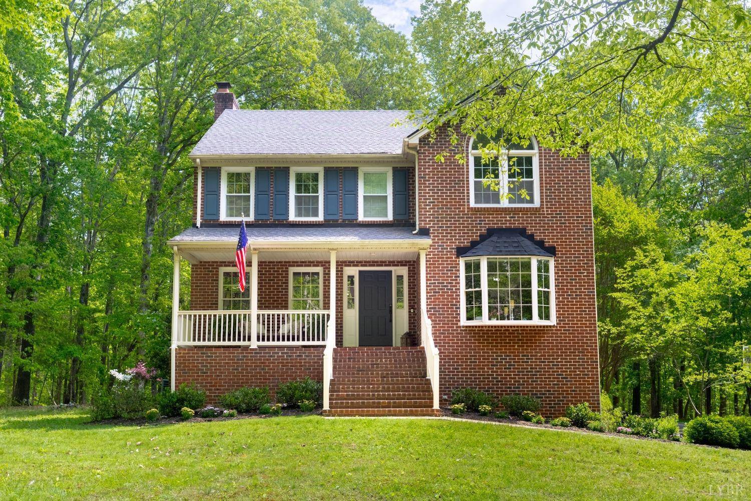 208 Millspring DR, Forest, VA 24551