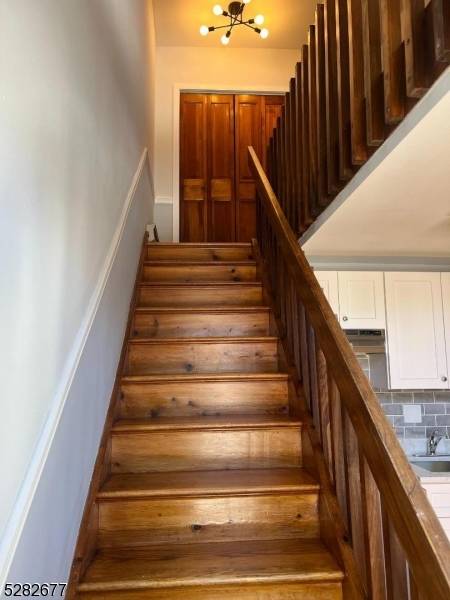 Montclair Twp., NJ 07042,35 Central Ave #6
