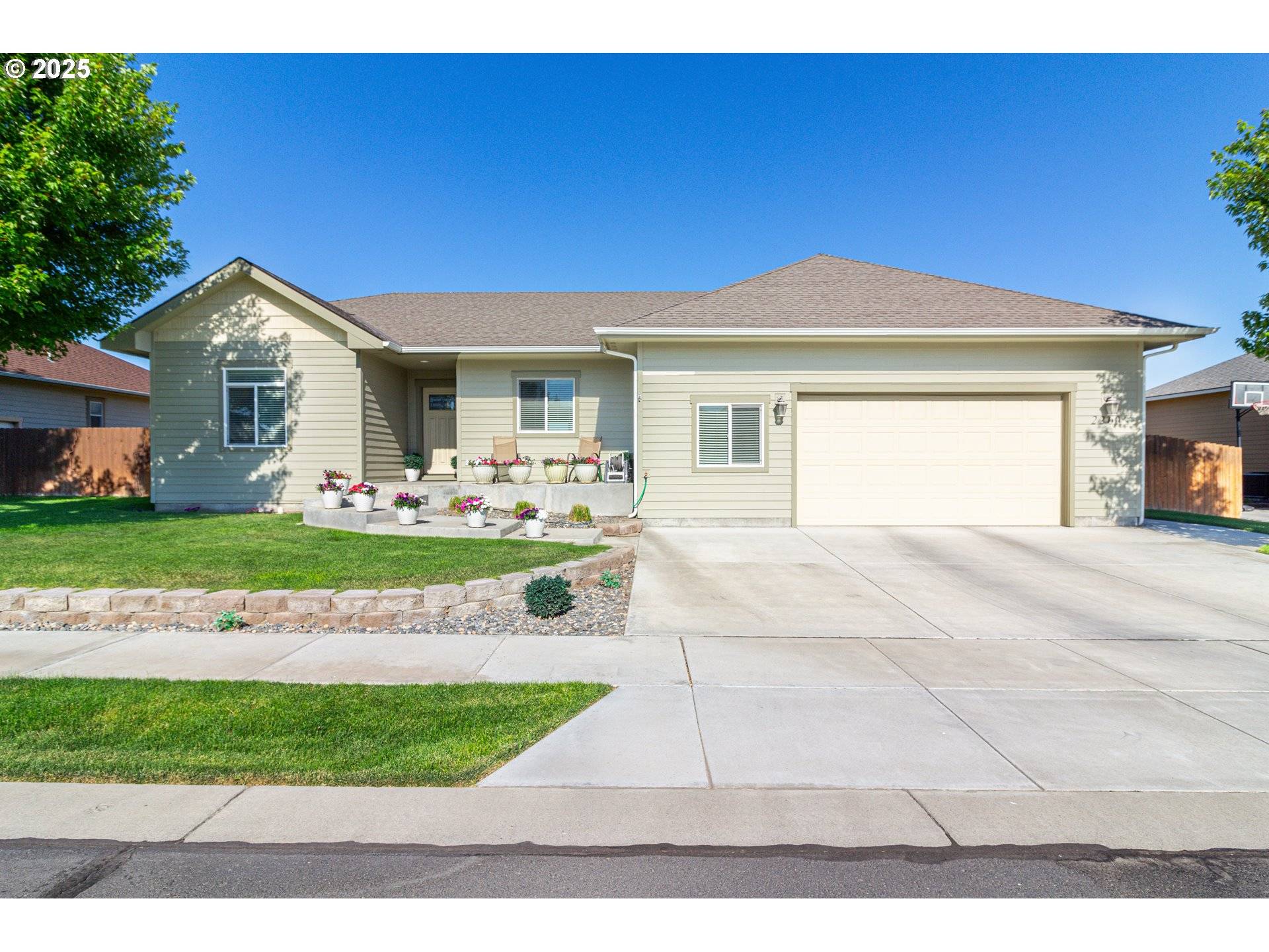 Hermiston, OR 97838,2260 NE 8TH ST