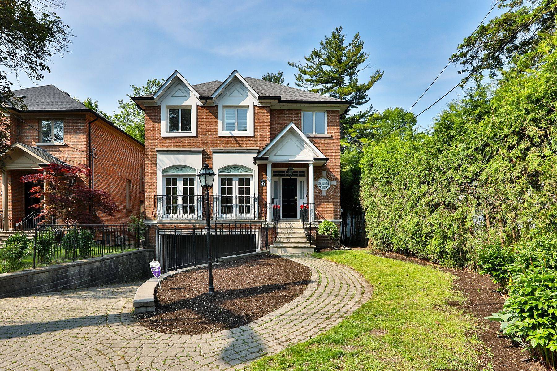 38 Gwendolen CRES, Toronto C07, ON M2N 2L7