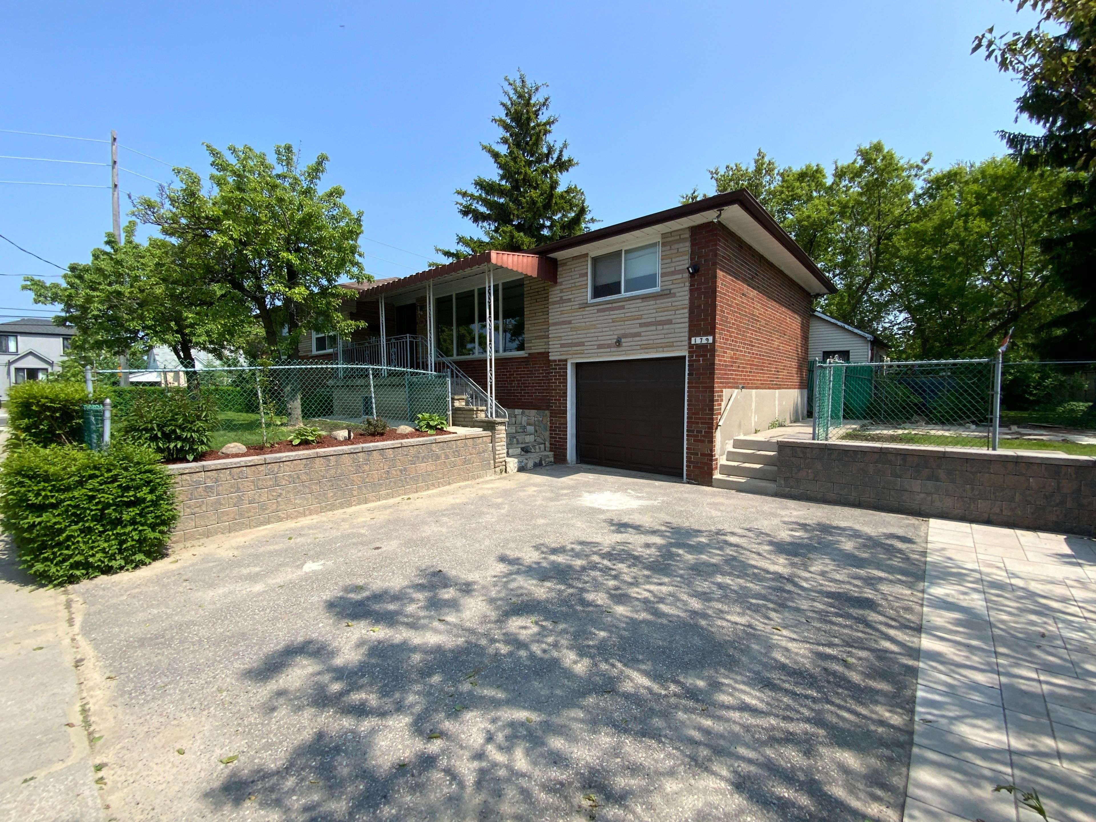179 Benjamin BLVD #Main Floor, Toronto E04, ON M1K 3P7