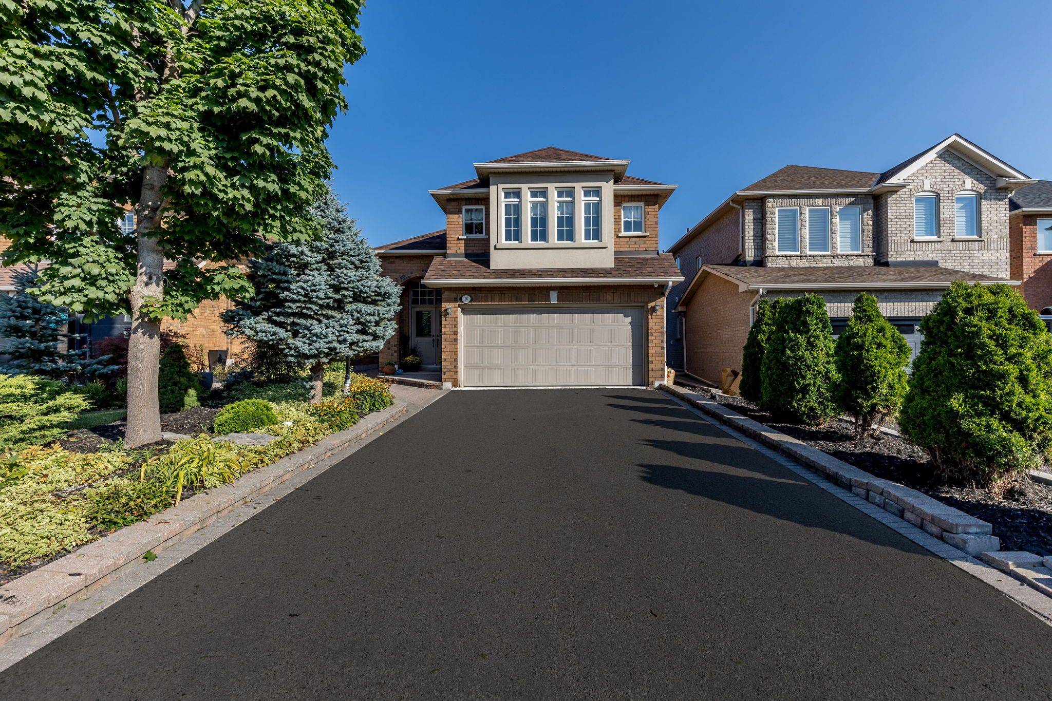 14 Sequoia RD, Vaughan, ON L4H 1W2