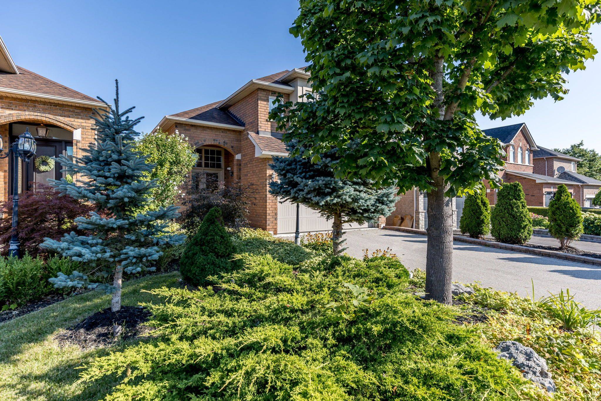 Vaughan, ON L4H 1W2,14 Sequoia RD