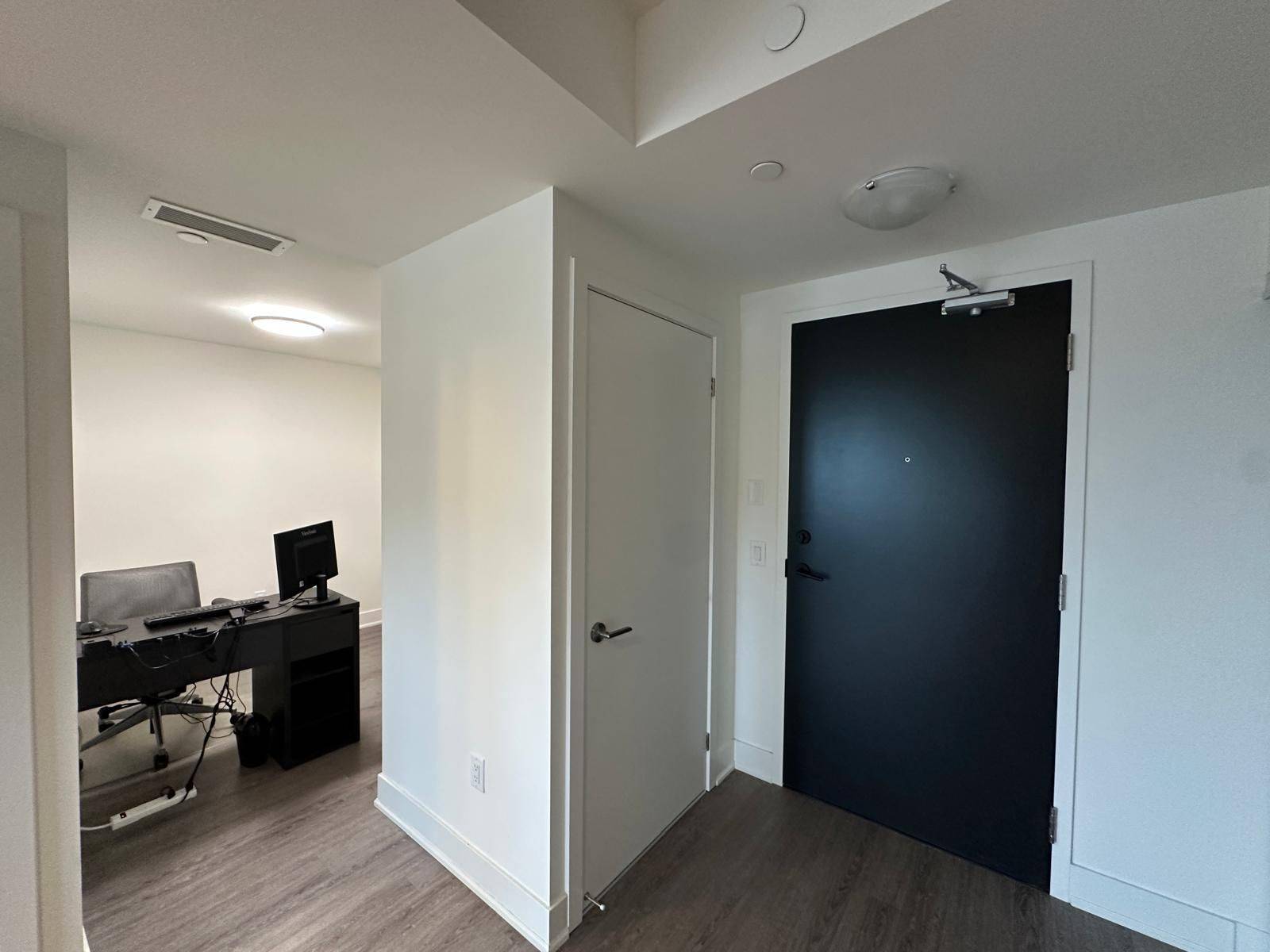Newmarket, ON L3Y 0G7,185 Deerfield RD #412