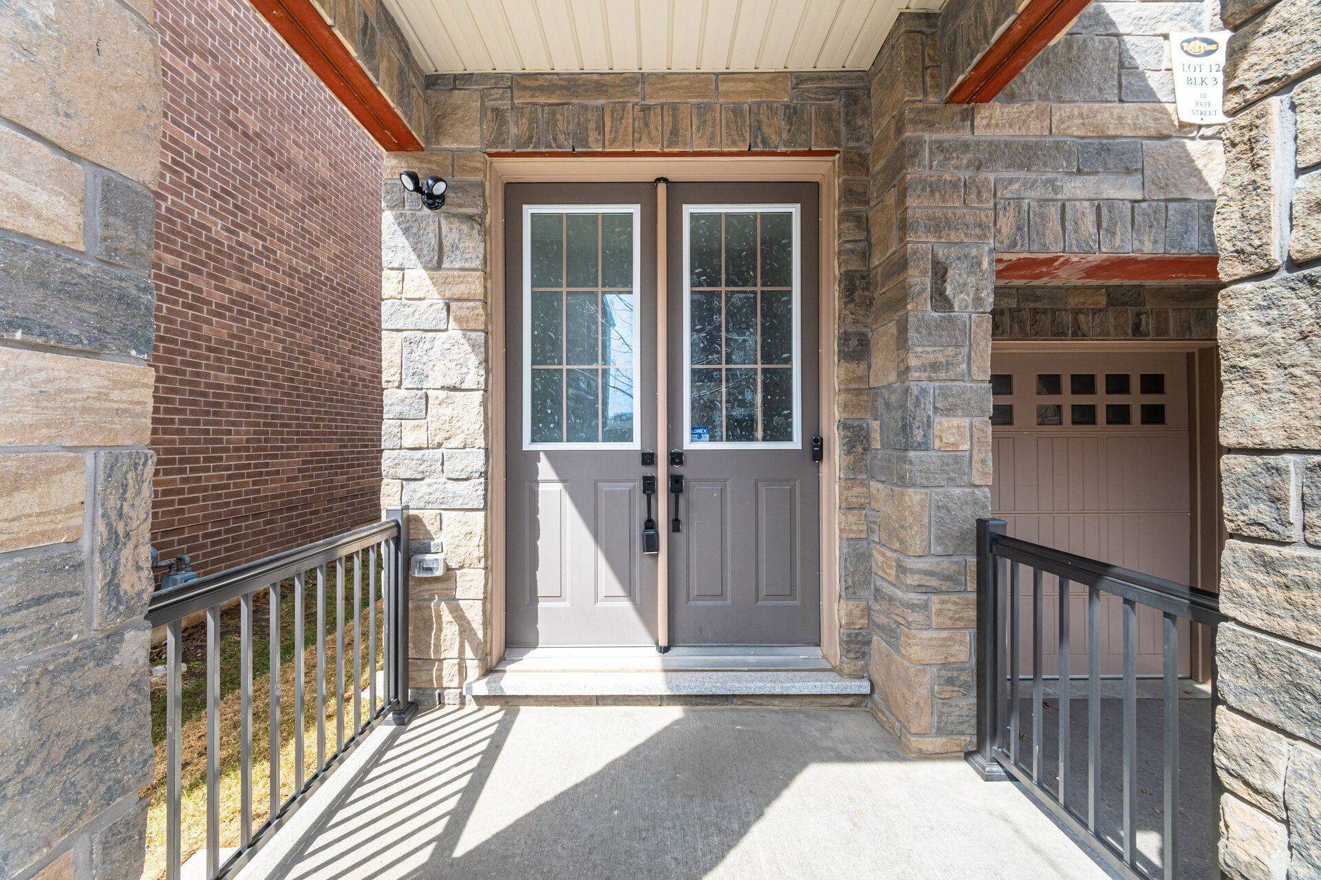 Brampton, ON L6P 4M9,12 Faye ST