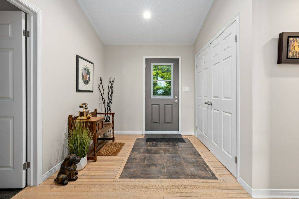 Kingston, ON K7L 4V1,953 Cottage Farms RD
