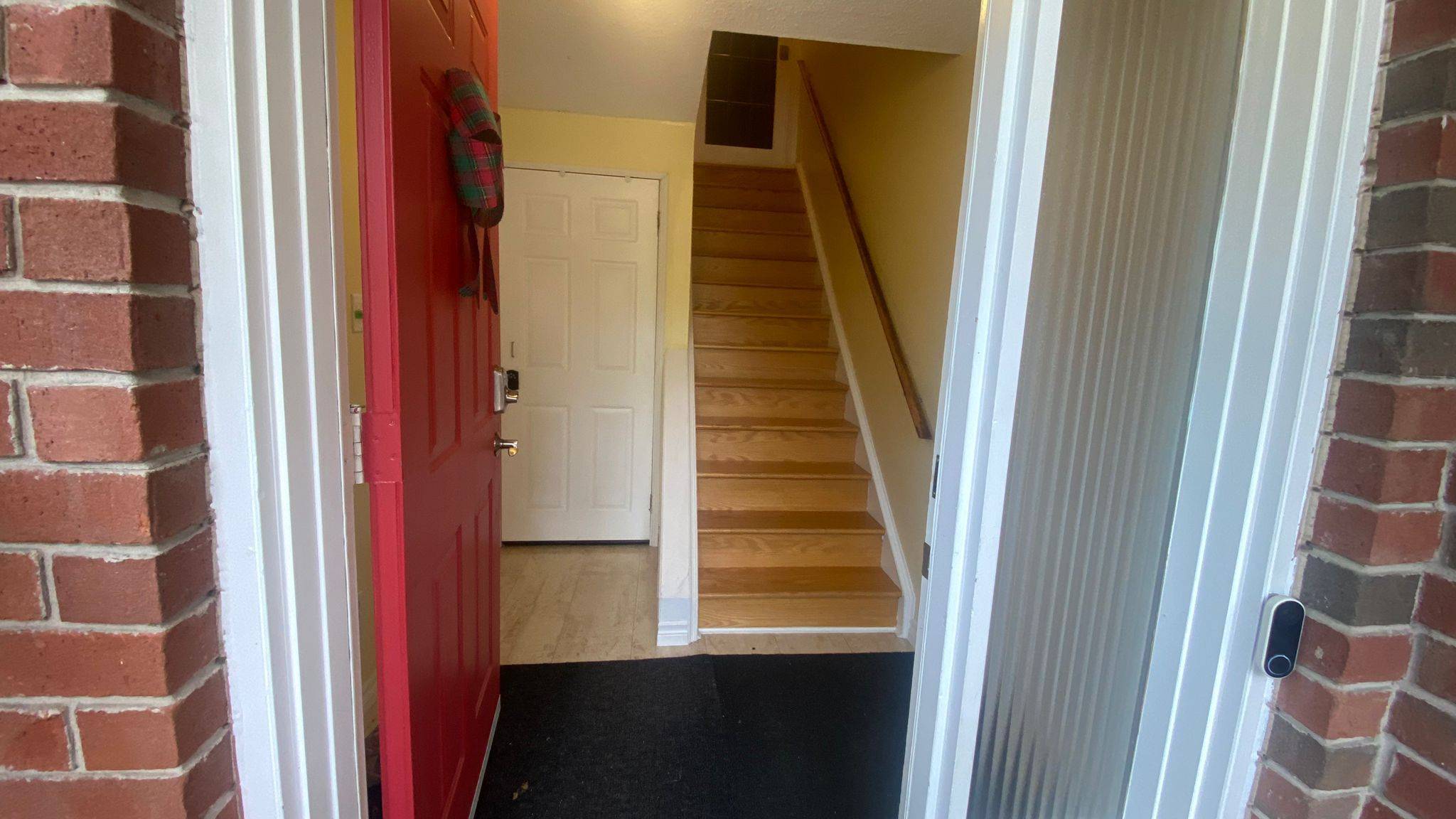 Kitchener, ON N2R 1L6,40 Old Huron CT