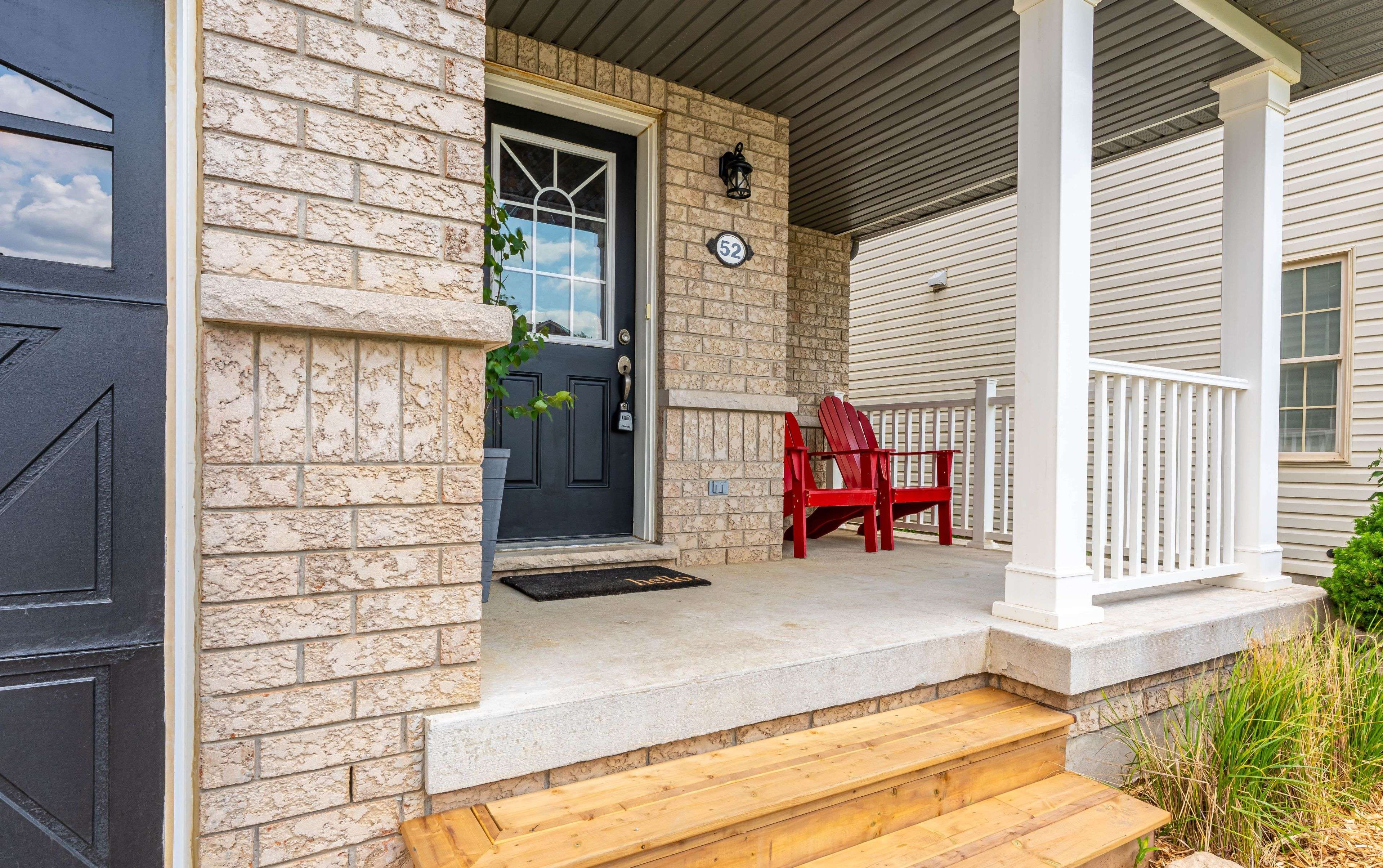 Hamilton, ON L0R 1C0,52 Whitwell WAY