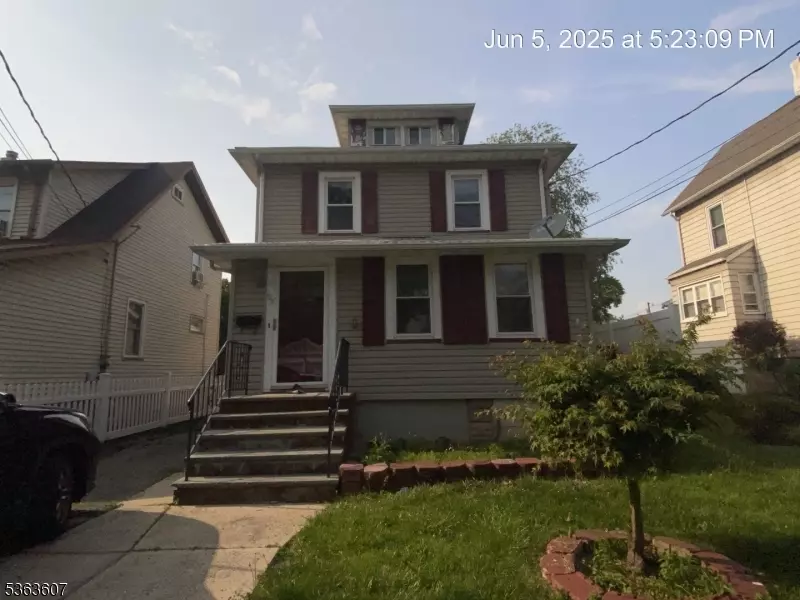 Roselle Park Boro, NJ 07204,103 W Colfax Ave