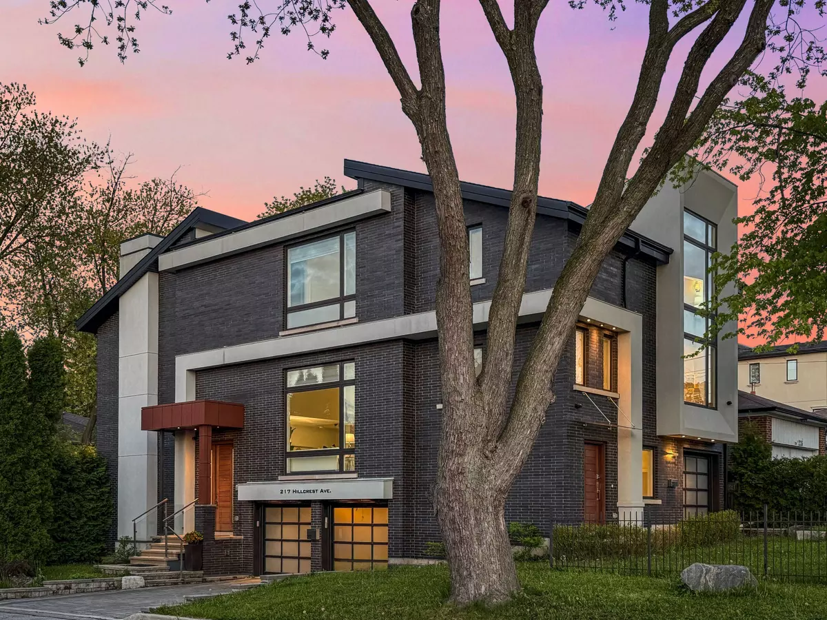 Toronto C14, ON M2N 3P3,217 Hillcrest AVE