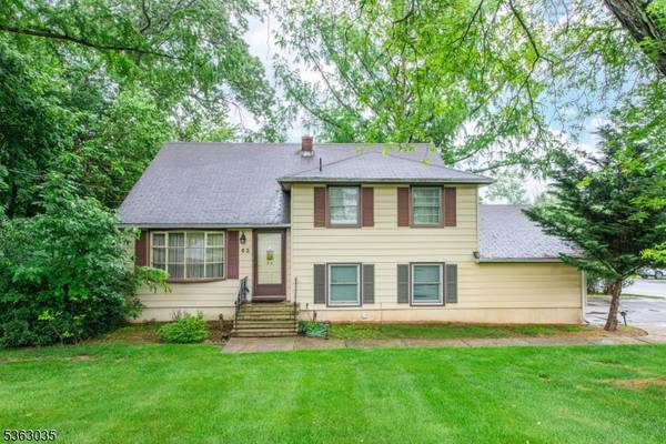 63 Hillside Ave, Livingston Twp., NJ 07039