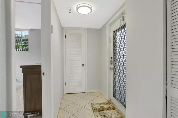 Deerfield Beach, FL 33442,2430 Deer Creek Country Club Boulevard #401-2