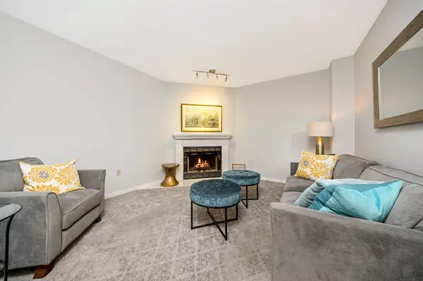 Mississauga, ON L5R 1W3,500 Silverthorne CRES #6