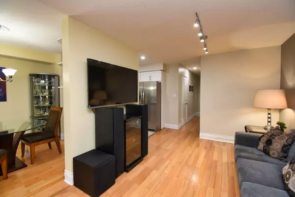 Hamilton, ON L8W 3Y2,565 Rymal RD E #14