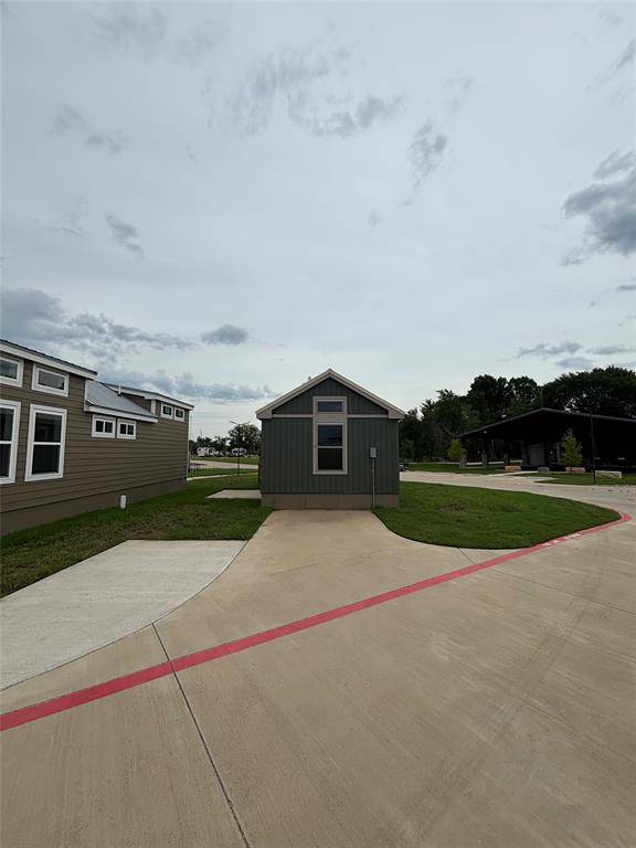Mabank, TX 75147,19183 E US 175 Highway #120