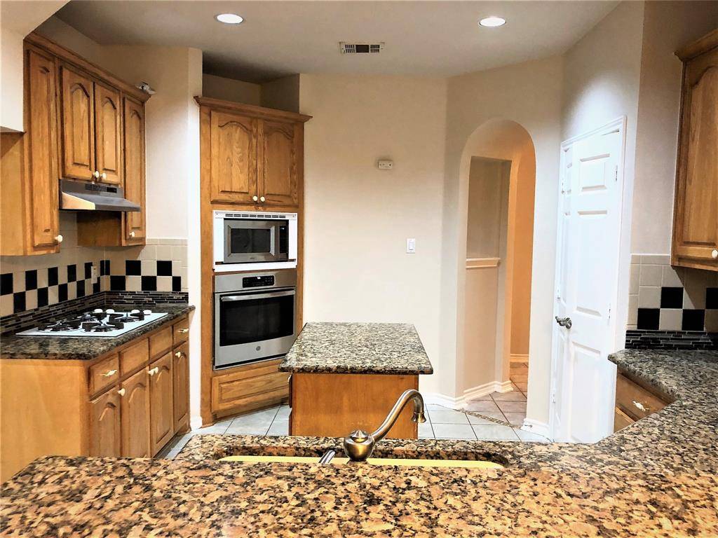 Flower Mound, TX 75022,2801 Cypress Leaf Lane