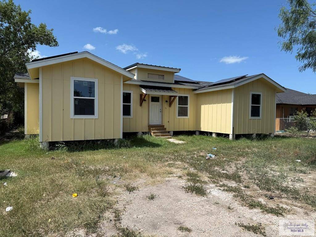 Weslaco, TX 78596,1511 PINE ST.