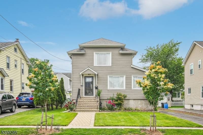 Hasbrouck Heights Boro, NJ 07604,238 Paterson Ave