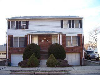 Woodland Park, NJ 07424,76 Marcellus Ave