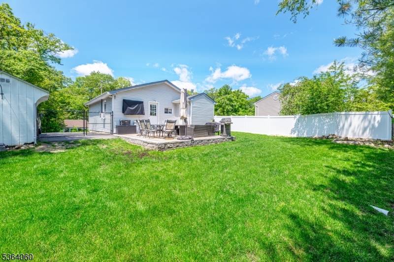 West Milford Twp., NJ 07421,38 Paterson Rd