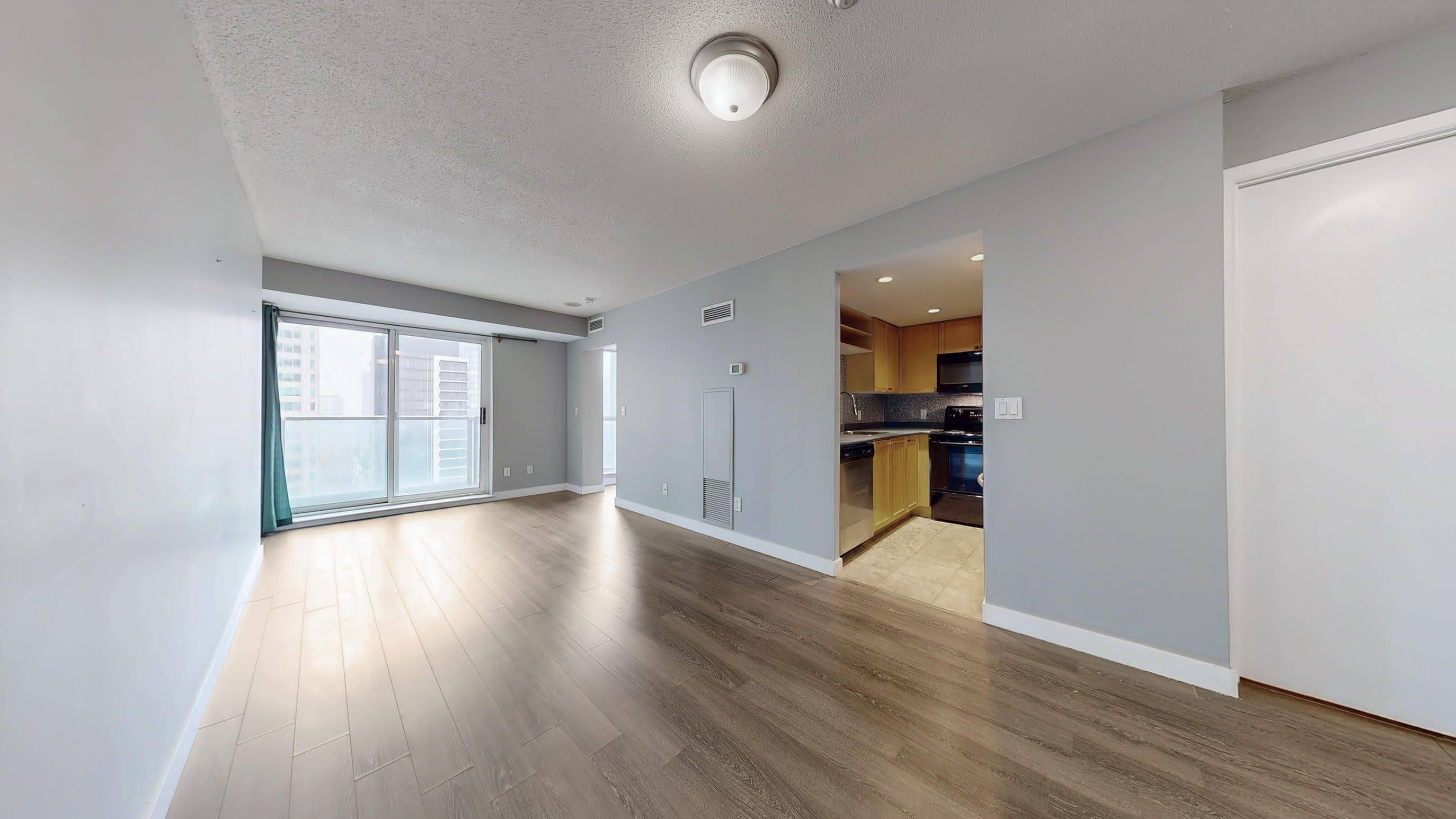 Toronto C09, ON M4W 3S5,8 Park RD #2616