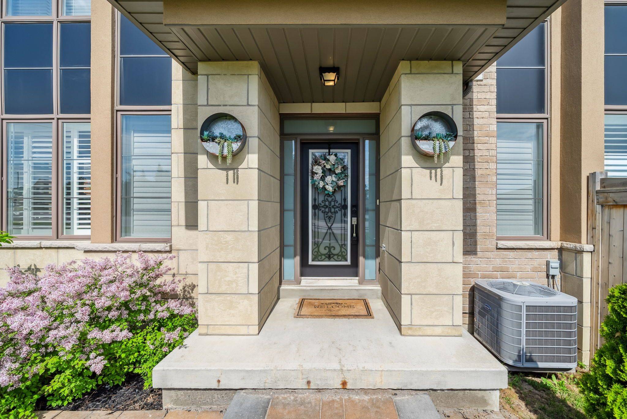 Whitby, ON L1R 0N3,95 Barrister AVE