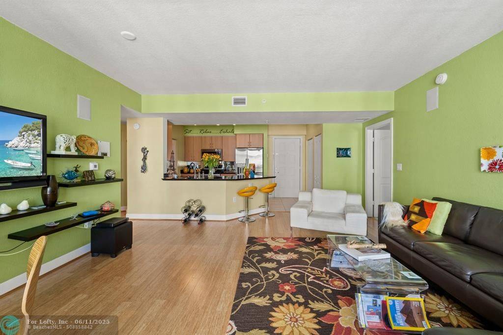 Hollywood, FL 33020,1830 Radius Dr  #1012