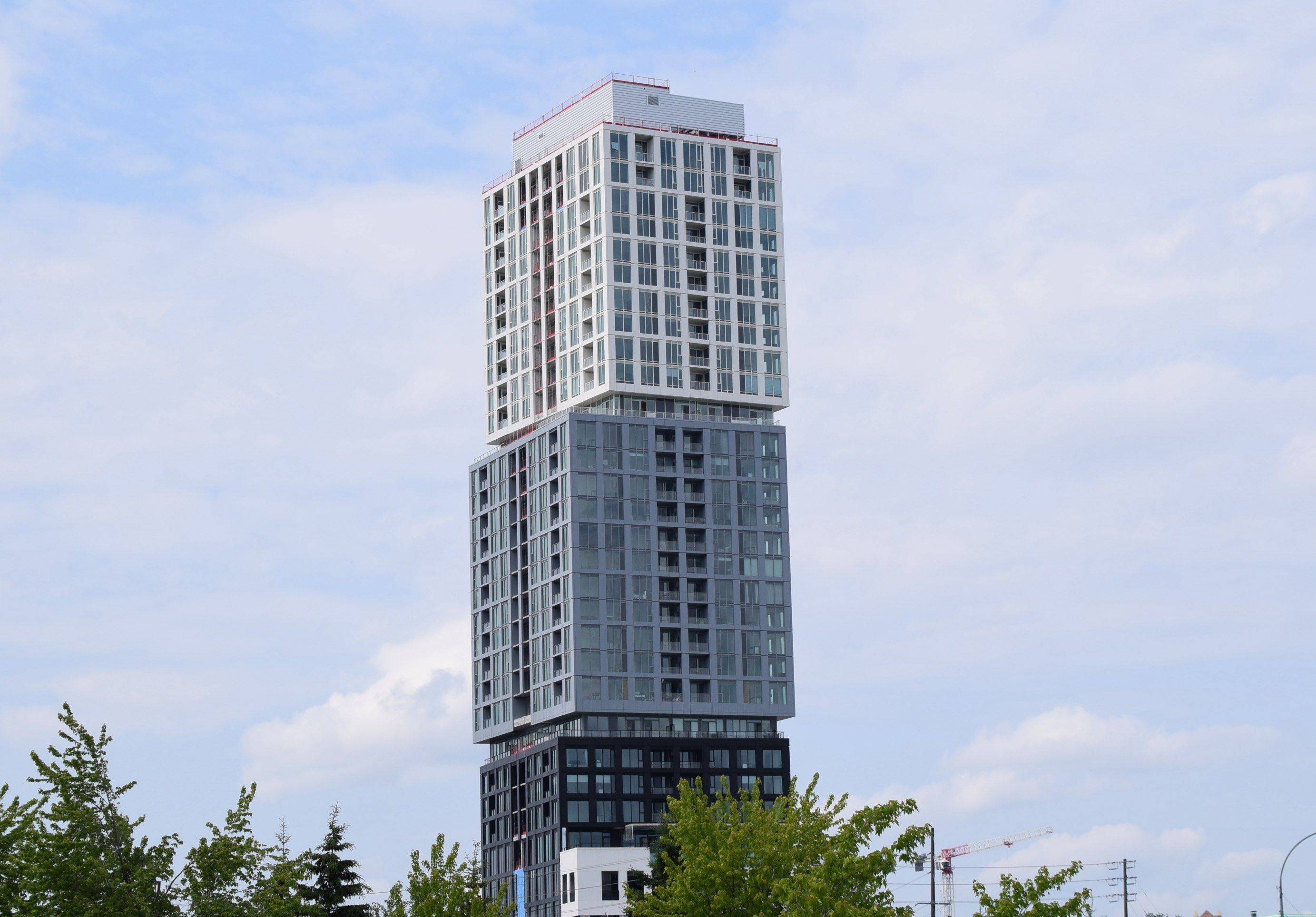 39 Mary ST #1901, Barrie, ON L4N 1S9