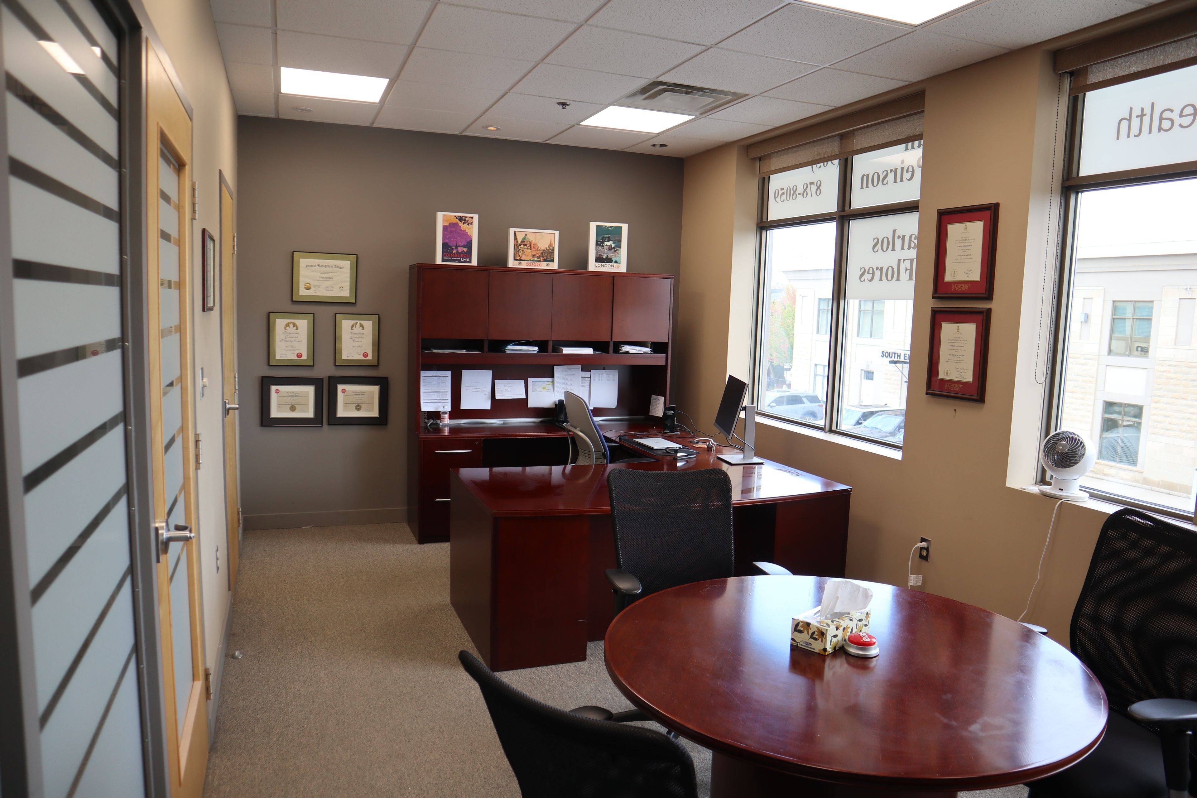 Milton, ON L9T 0H9,420 BRONTE ST S #211