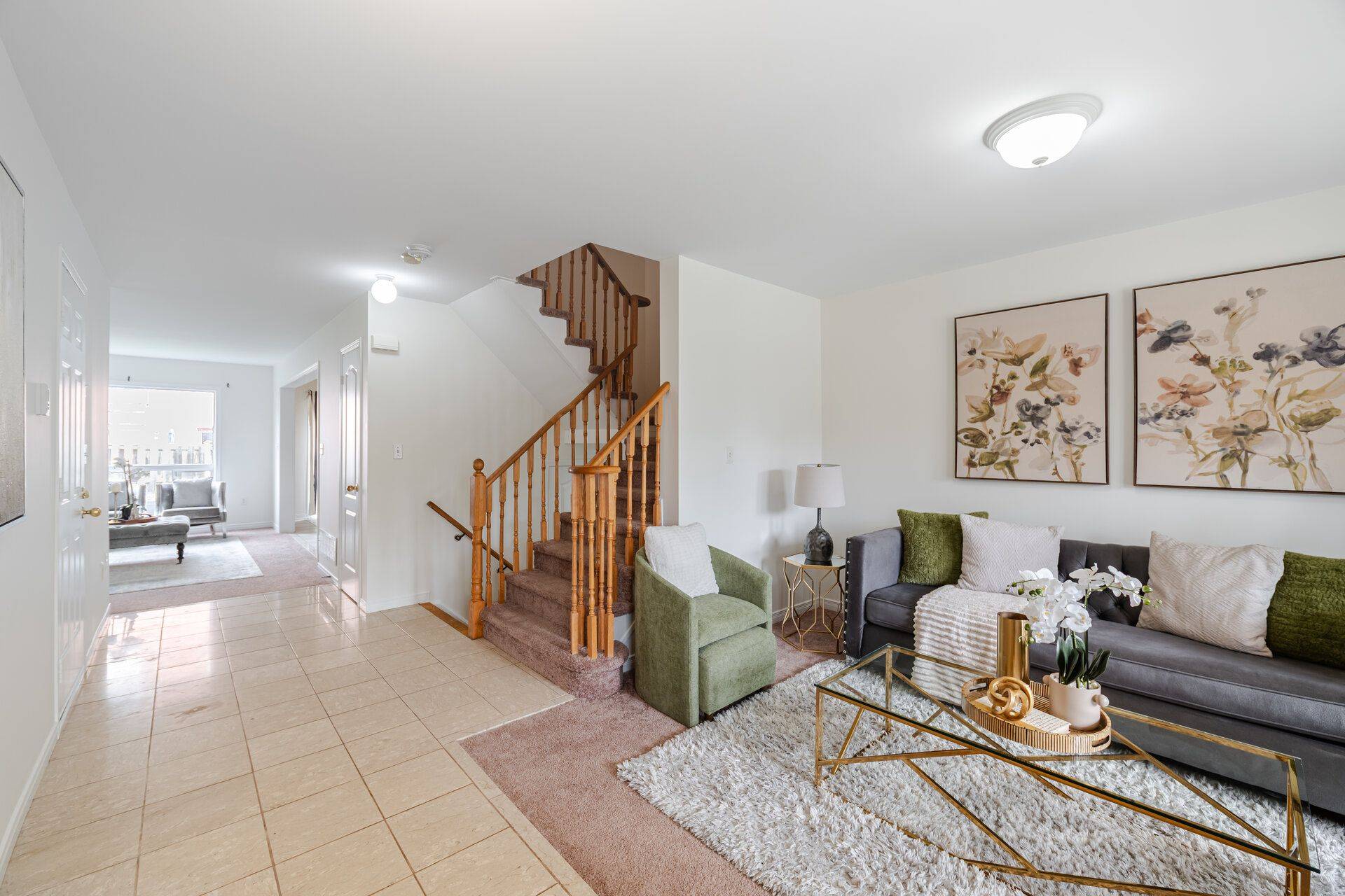 Brampton, ON L6Z 4W4,31 Fairway CT