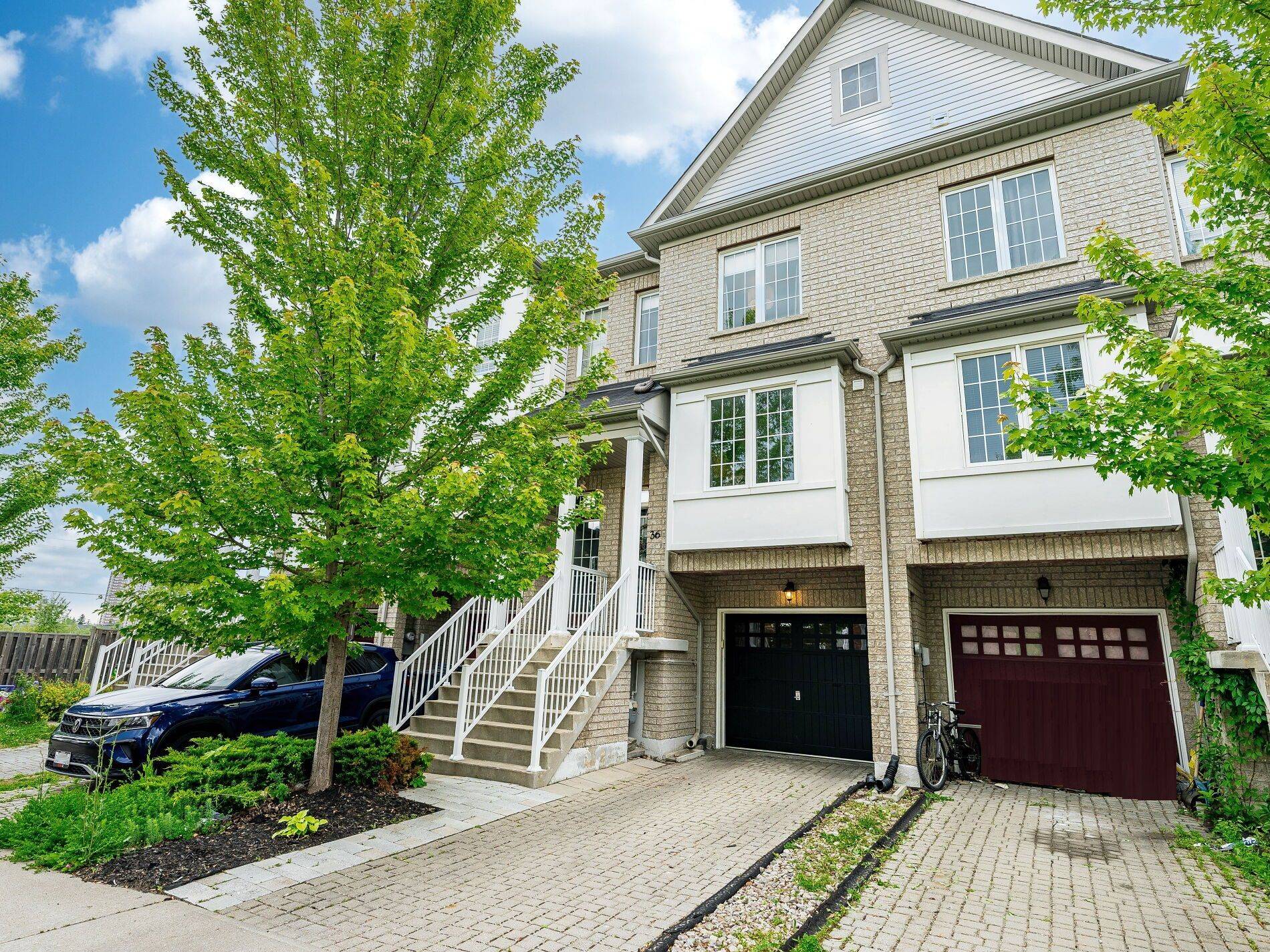 36 Mantello DR, Toronto W05, ON M3J 0H5
