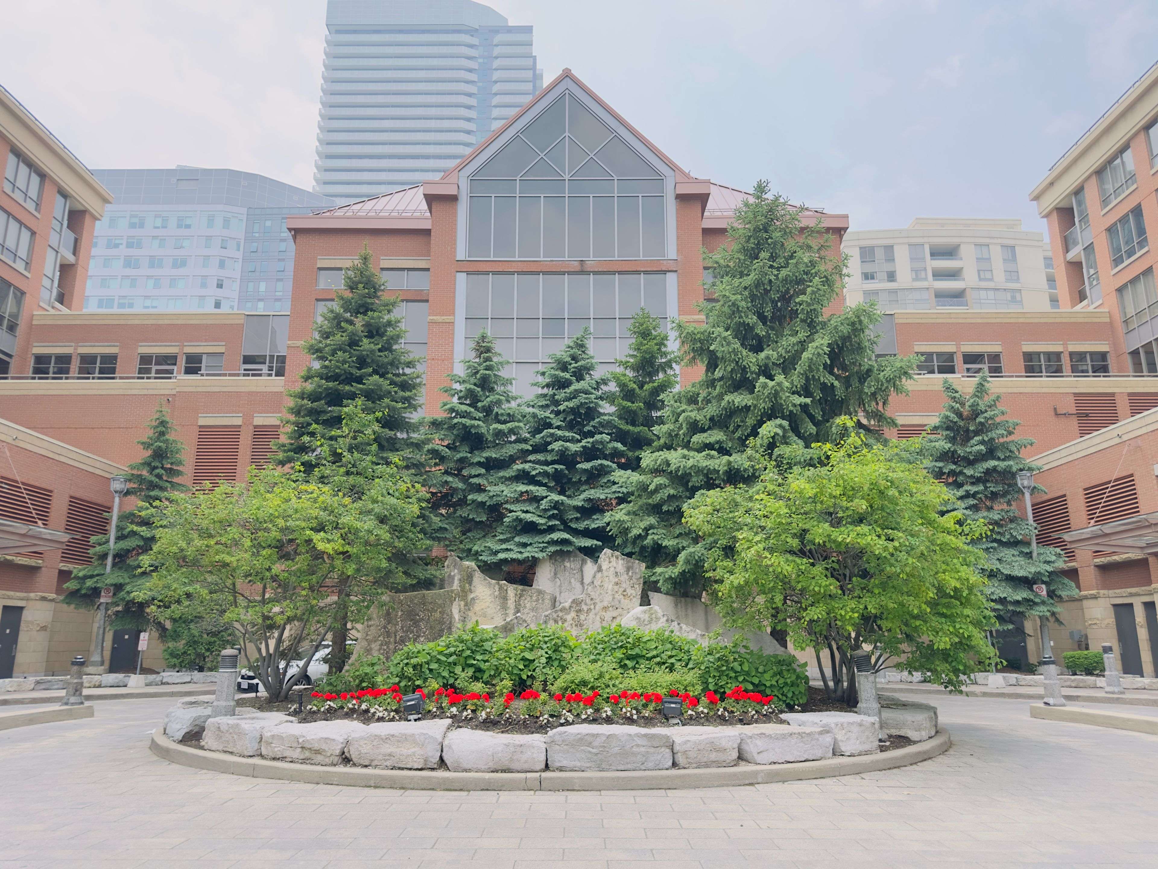 Mississauga, ON L5B 0C3,4090 Living Arts DR #2906