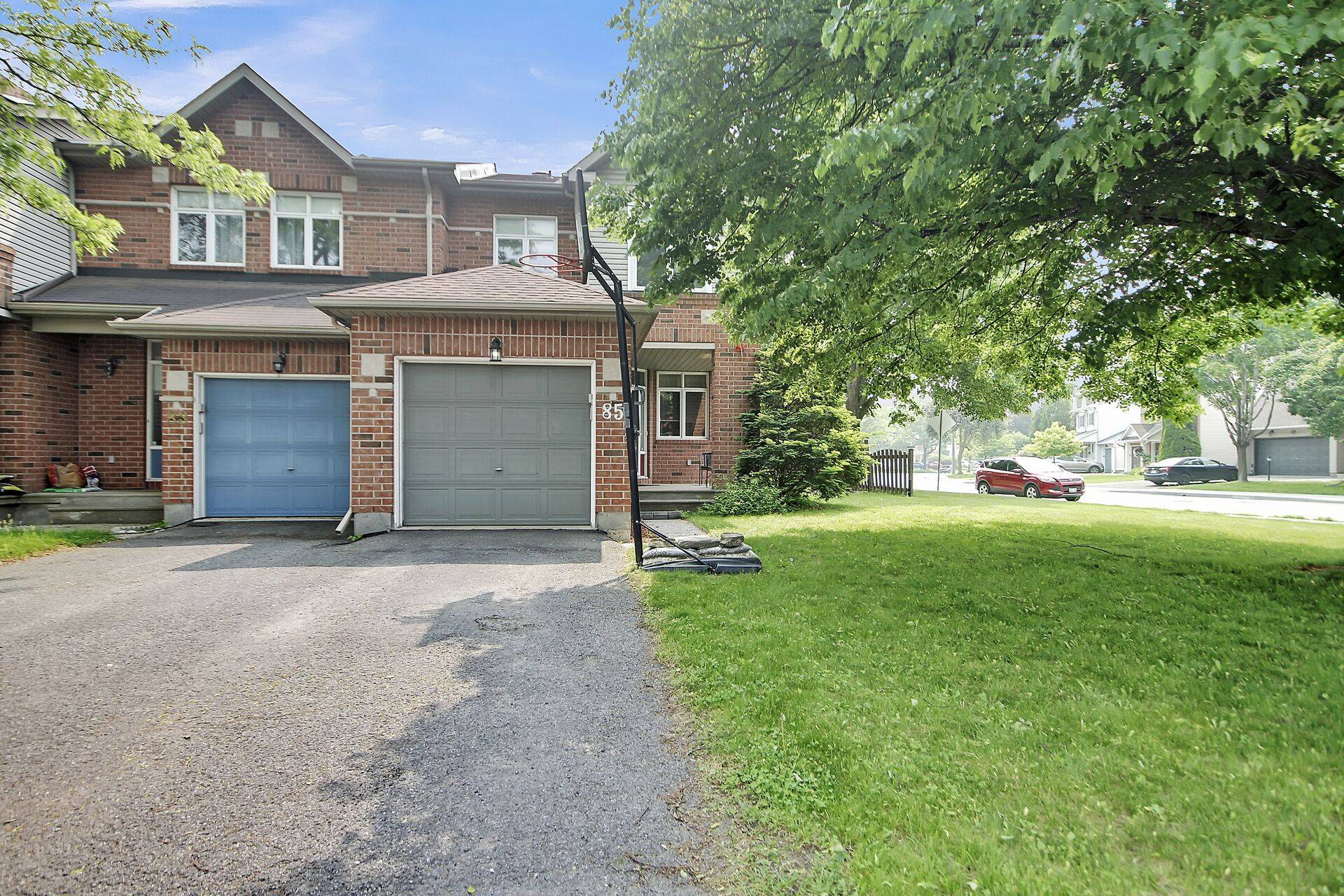 85 Astoria CRES, Barrhaven, ON K2G 6E7