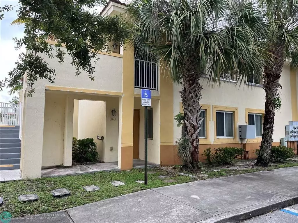 Davie, FL 33314,6255 SW 47th Mnr #104