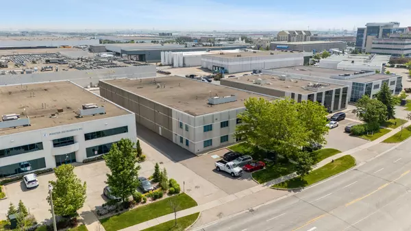 7131 Edwards BLVD, Mississauga, ON L5S 1Z2