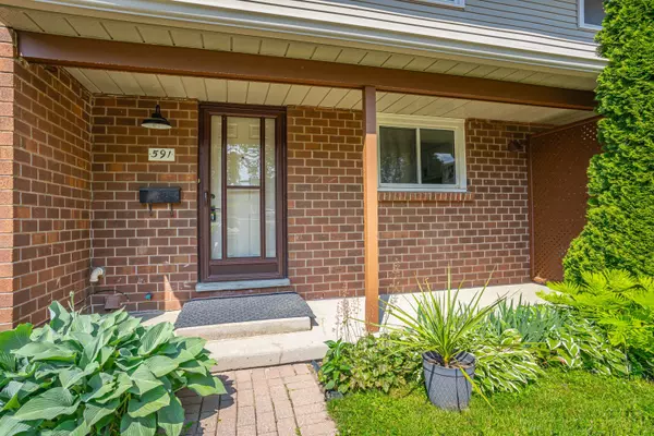London South, ON N6K 2S5,591 Griffith ST #13