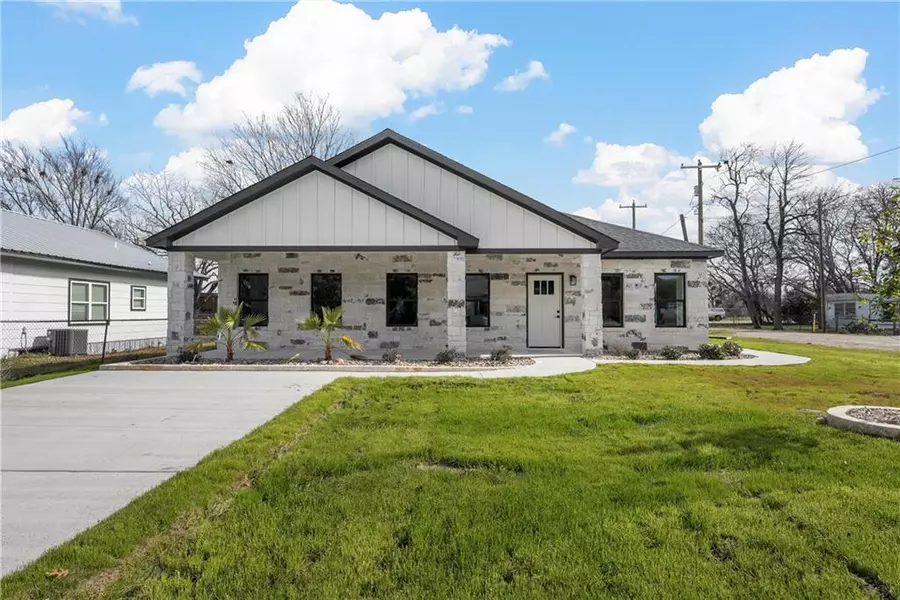 905 Ave E, Moody, TX 76557
