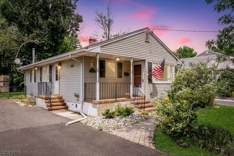 551 Wheatland Ave, Bound Brook Boro, NJ 08805