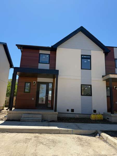 1076 Vanscikle RD #5, St. Catharines, ON L2S 2X3