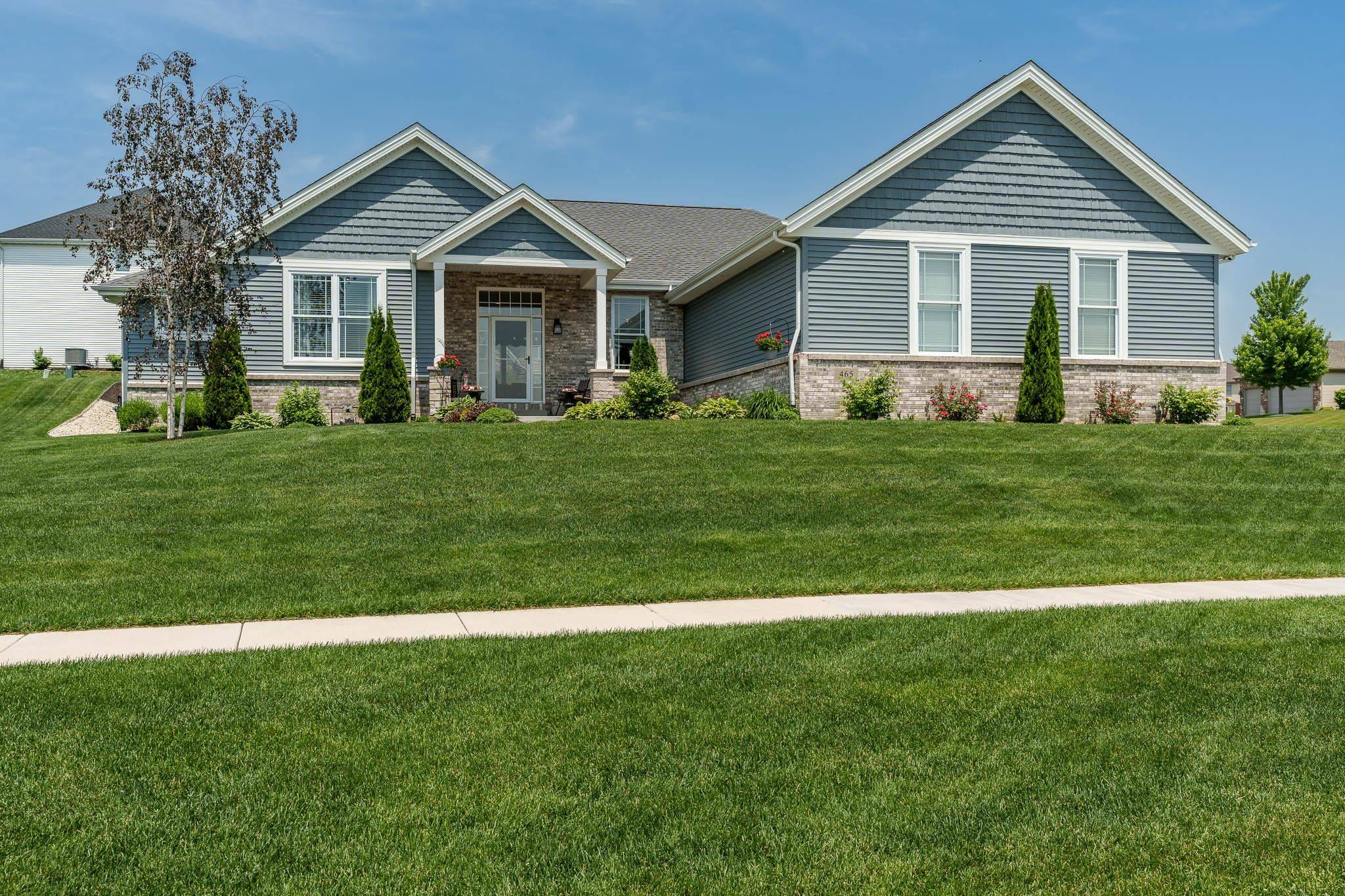 465 Old Orchard Lane, Poplar Grove, IL 61065