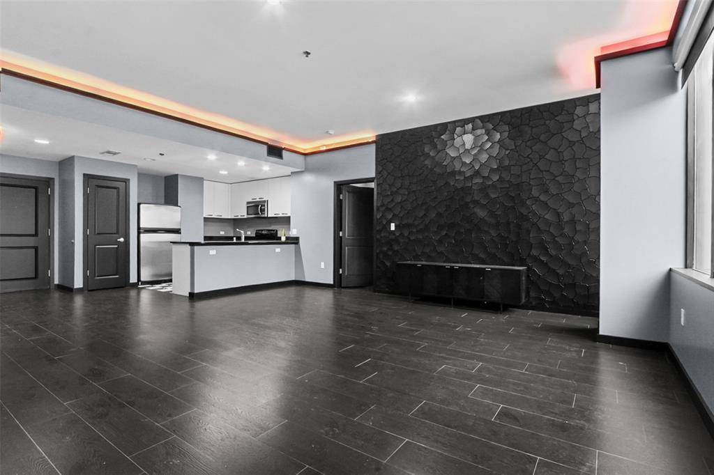 Dallas, TX 75202,1200 Main Street #1511